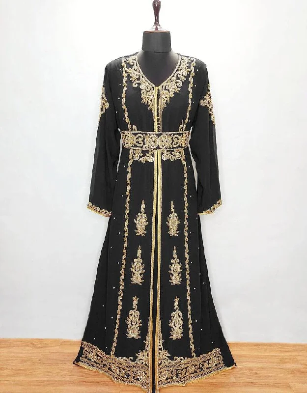 Modest V neck Moroccan Style embroidered kaftan Black