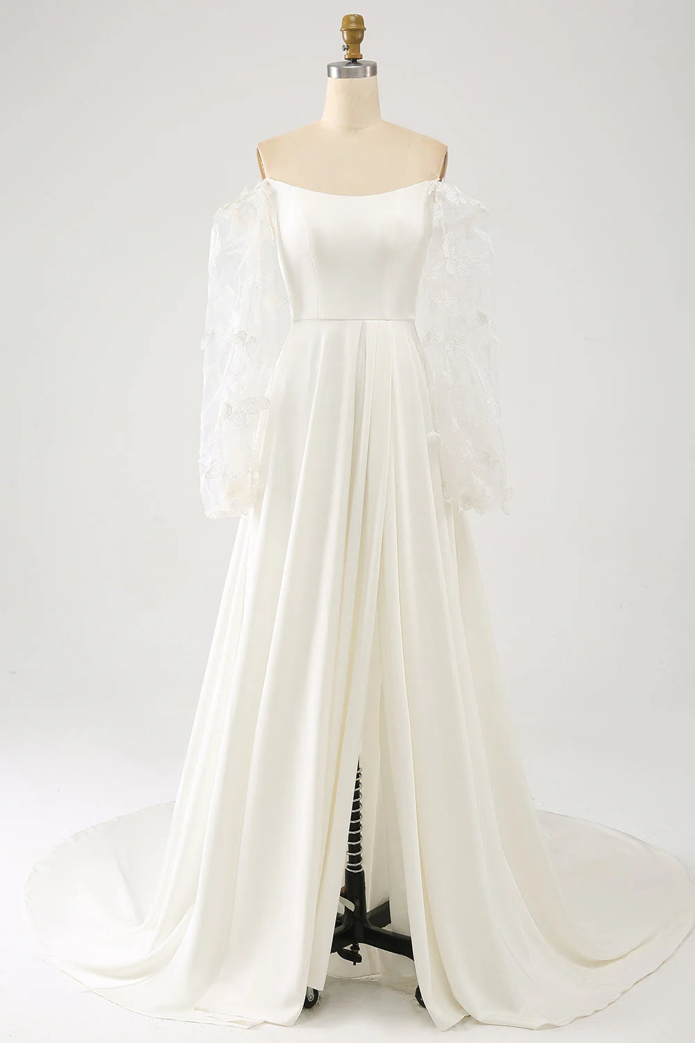 Ivory 3D Butterfly Long sleeved A-line Chiffon Wedding Dress