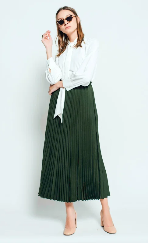 Olivia Pleated Skirt in Army Green