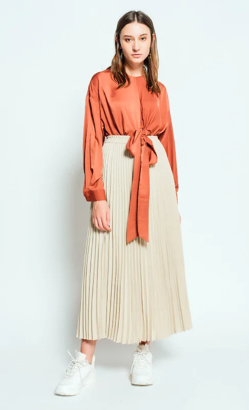 Olivia Pleated Skirt in Nude